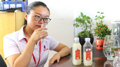 在雅大白酒蒸餾設(shè)備品酒師眼中，好酒一條線被稱為好酒的標(biāo)準(zhǔn)！