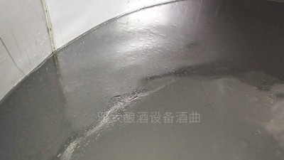 用白酒蒸餾設(shè)備做酒，原料處理不當(dāng)有可能導(dǎo)致上頭！